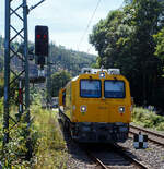 db-netz-ag-2/869798/das-gleisarbeitsfahrzeug-8222hummel8220-746-014-99 Das Gleisarbeitsfahrzeug „Hummel“ 746 014 (99 80 9110 014-4 D-DB), ein neues Plasser & Theurer GAF (auf MISS-Plattform) der DB Netz AG (Netz Instandhaltung) fährt am  06.August 2024 durch Kirchen/Sieg in Richtung Siegen.

Das Gleisarbeitsfahrzeug (GAF) wurde 2019 von Plasser & Theurer in Linz (Österreich) unter der Fabriknummer 6702 gebaut.