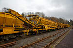 Plasser & Theurer Material-, Förder- und Siloeinheiten MFS 38 (teilweise auch BSW 2000 - Bunker-Schüttgut-Wagen genannt) der HERING Bahnbau GmbH, Burbach, Nr.