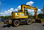 Der Liebherr A 900 C ZW Li / 1031 Zweiwegebagger mit Vier-Punkt-Abstützung, (Nr.