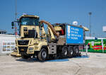 Der Graziella Zweiwege-Bschungsmh-LKW (ZW-Saugmher-LKW) der Mller Gleisbau AG wurde auf der Messe “transport logistic 2019“ in Mnchen (hier 05.06.2019) auf dem Freigelnde